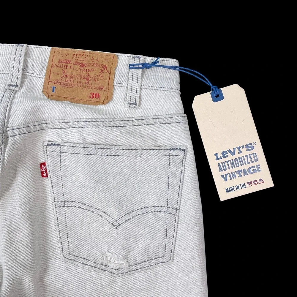 Levis Jeans Men 30 (ACTUAL 29x32) Gray Straight Authorized Vintage Denim $228‎
